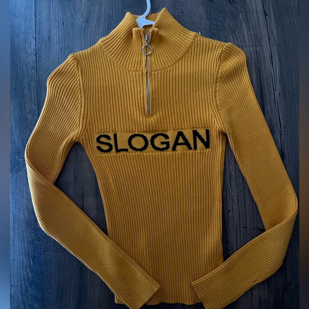 Top shop rare “slogan” logo knit
